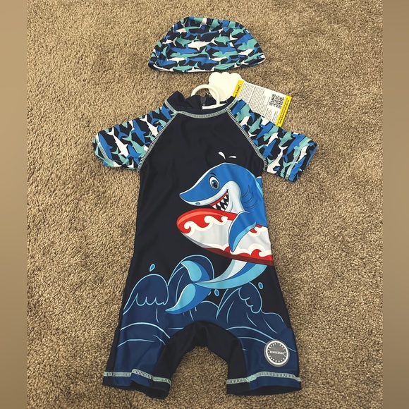 NWT Baby Boys Swimsuit 6-9m - Picture 1 of 3